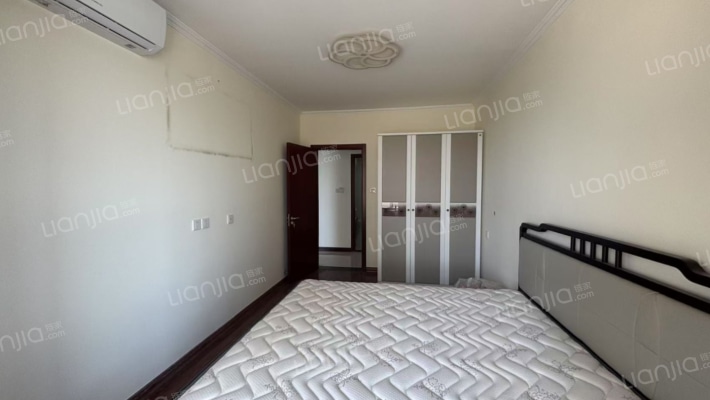 水岸花城 2室2厅 南-卧室A