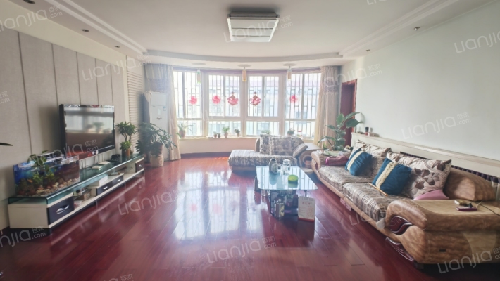 阳光河畔二手房实景图