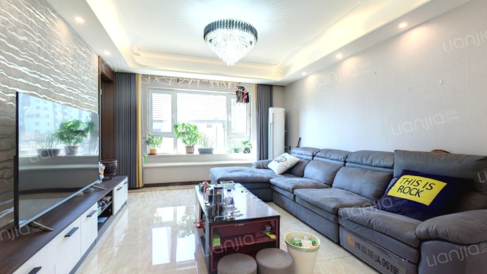 万科莱茵小镇二手房实景图