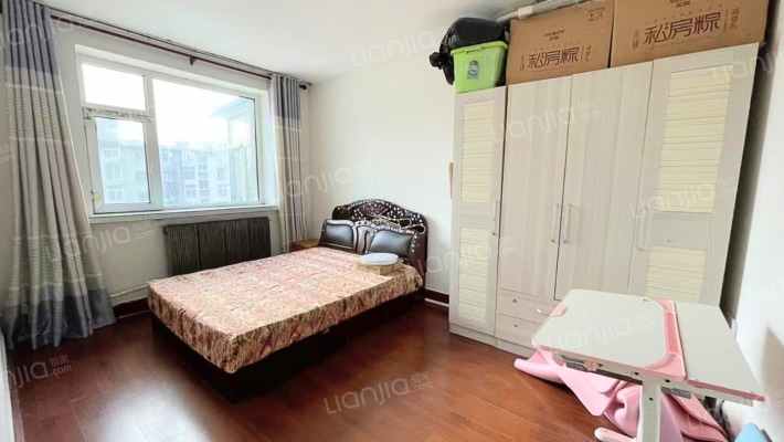 气象小区二手房实景图