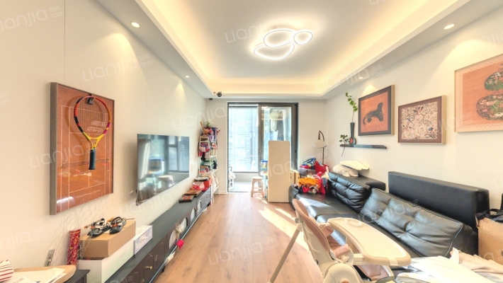 融创未来金融城-源融佳苑二手房实景图