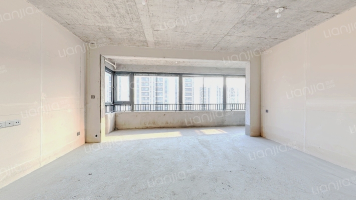 东台碧桂园·云顶二手房实景图