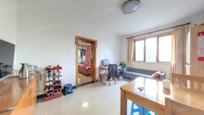 西郊英园二手房实景图