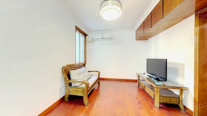 绿梅公寓(莘凌路241弄)二手房实景图