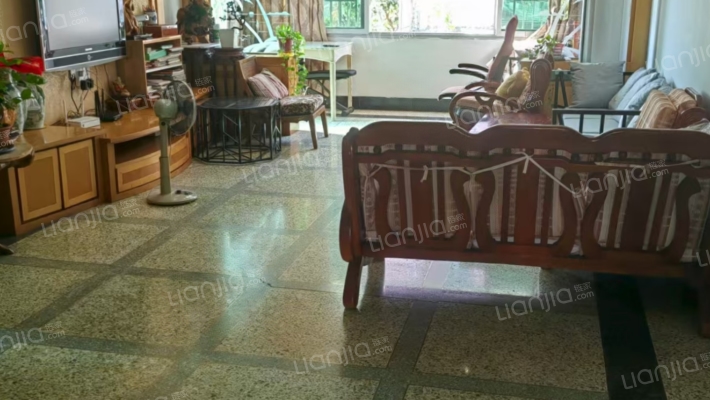 溪西七区下龙滩邨二手房实景图