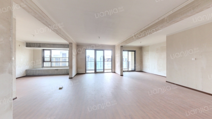 山语云邸二手房实景图