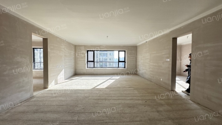 石榴春江锦上二手房实景图