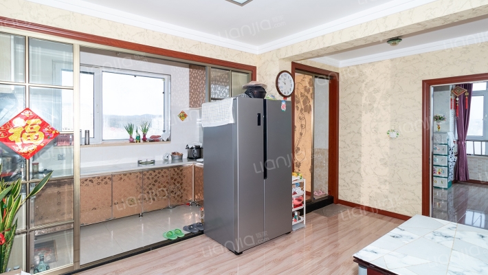 润豪大厦二手房实景图