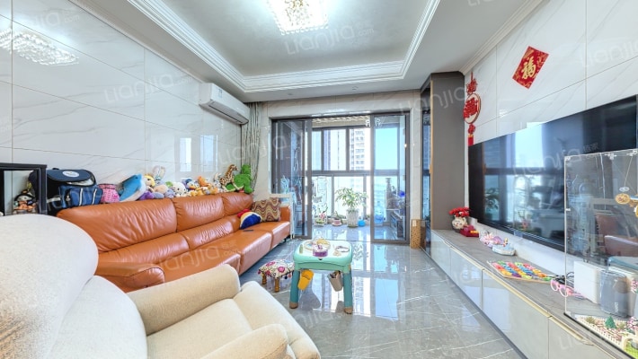 鸿荣源尚峻花园一期二手房实景图