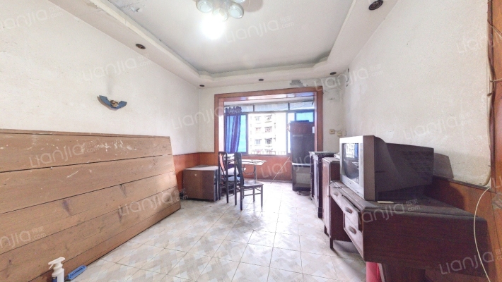 花园四村二手房实景图