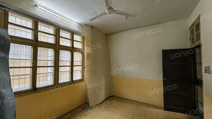 机电公司家属区二手房实景图