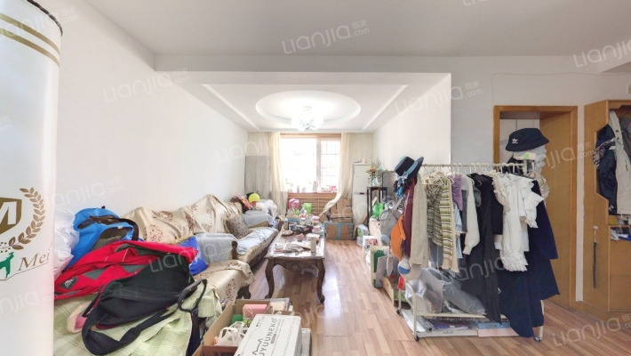 嘉华新苑二手房实景图