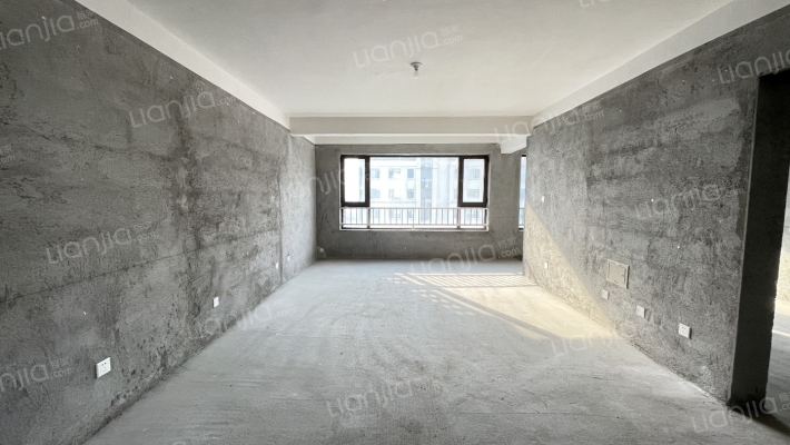 新嘉锦绣幸福里二手房实景图