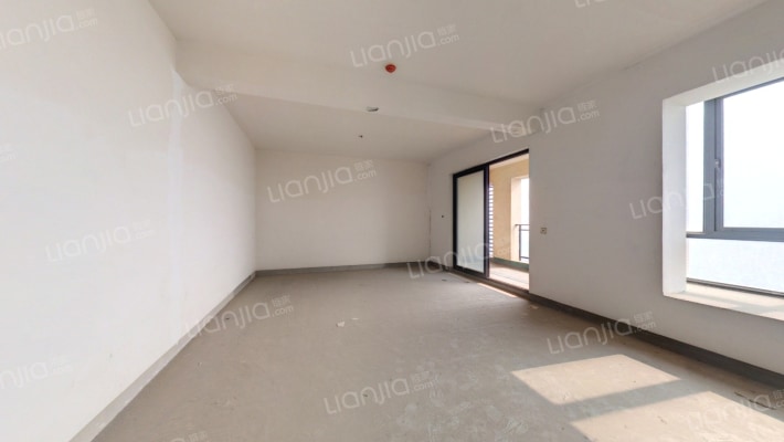 复地东湖国际二期二手房实景图