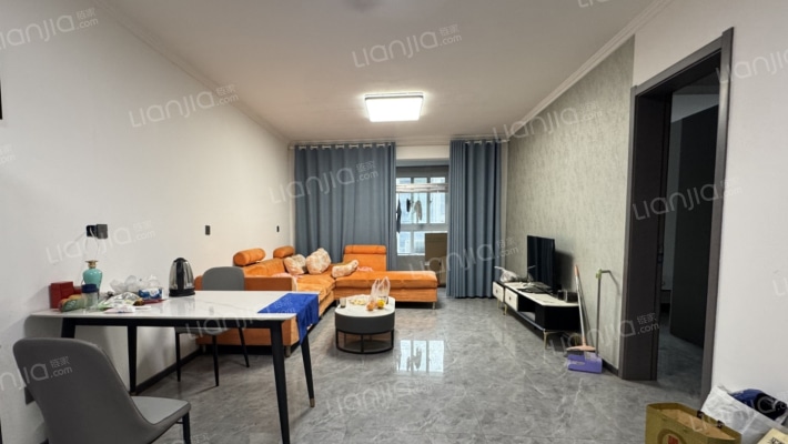 四季花城三期二手房实景图