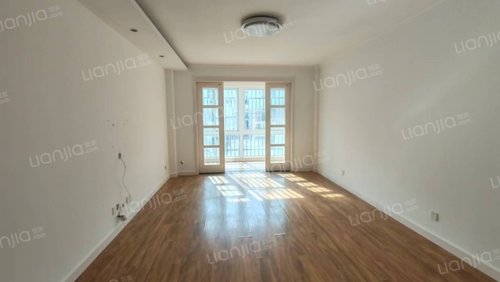 万恒东1号二手房实景图