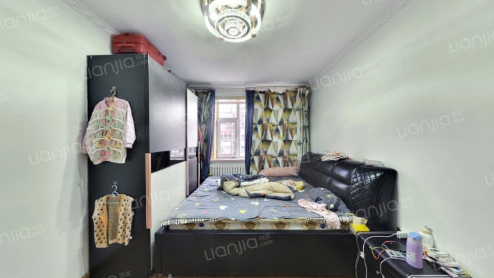 新华书店二手房实景图