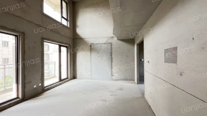 远洋塔河湾二手房实景图