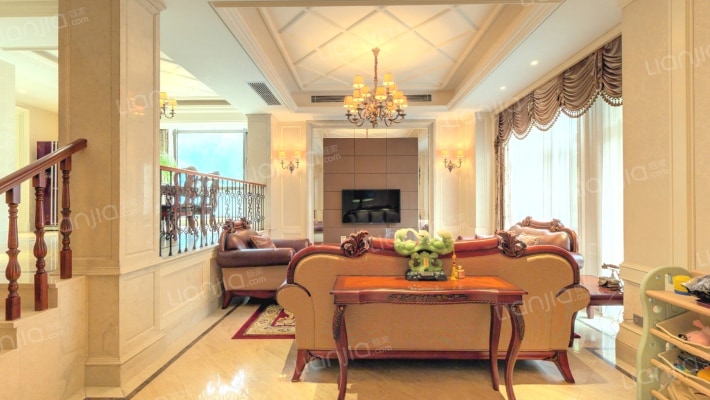 卧龙天香华庭二手房实景图