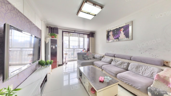 金盛花苑二期二手房实景图