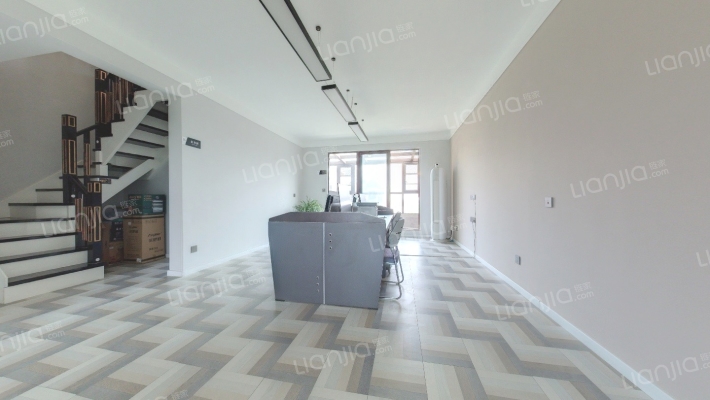 空港花城红树湾二手房实景图