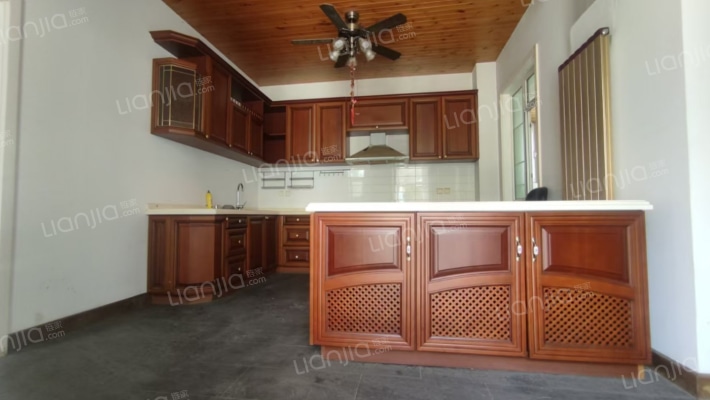 必看房，独栋琉璃湖别墅，产权清晰，无抵押-厨房