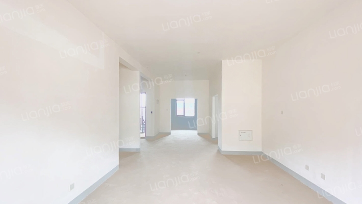 卢塞恩小镇二地块二手房实景图