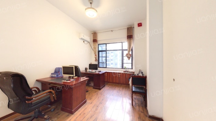 江悦蓝湾二手房实景图