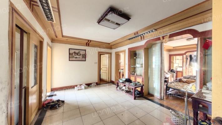 文定三村二手房实景图