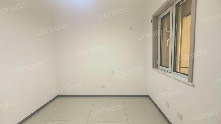 三利中和城精装两居室采光好位置好，价格可议看房方便-卧室B