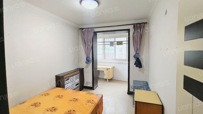 此房满五年唯一， 税低 南北通透2居，板楼公摊面积小-卧室B