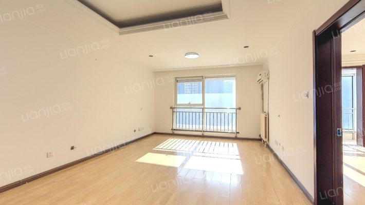 瑞泰假日二手房实景图