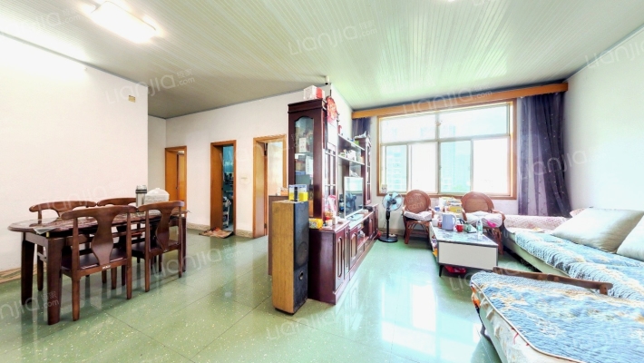 海景花园小区C区二手房实景图