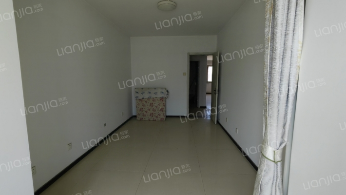 范阳路政法街清凉寺大两居次顶出售-卧室A