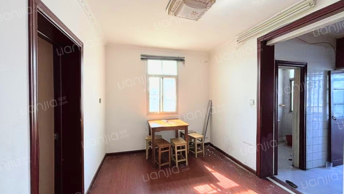 解放新村二手房实景图