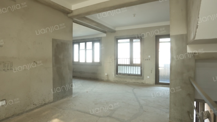 碧桂园仙林云墅二手房实景图