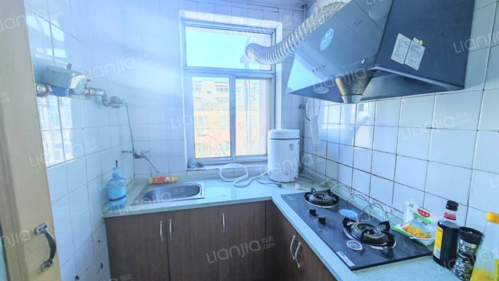 研制厂小区 2室1厅 南 北-厨房