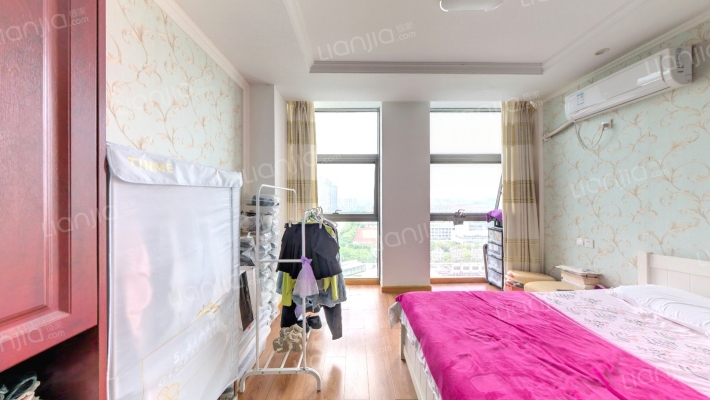 万联公馆二手房实景图