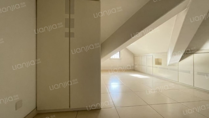 物探局别墅  ，宝石花物业   园林小区-卧室F