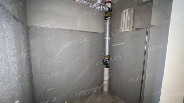 双塔片区的房子，高楼层，采光好，房本满五唯一-卫生间