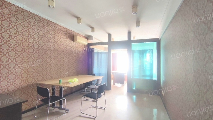 华创国际大厦二手房实景图