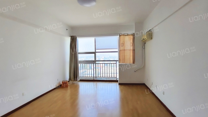 华茂贵宾楼二手房实景图