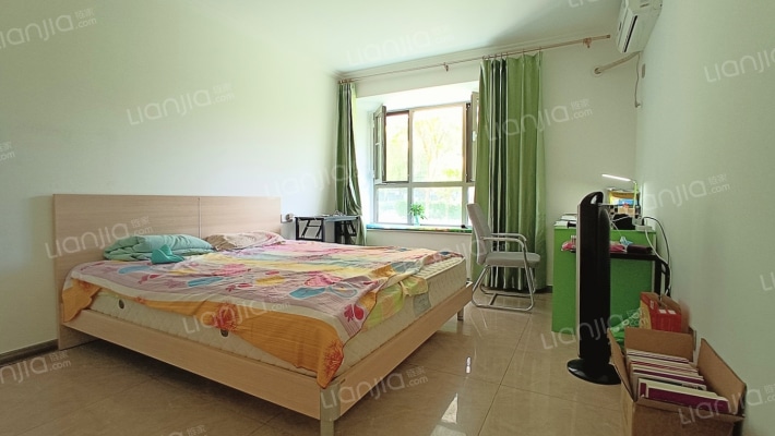 钻石商圈 御景园优质大两居  两层的利用空间 居住舒适-卧室A