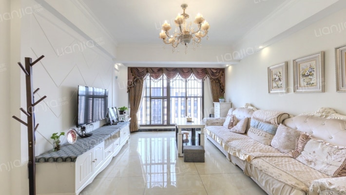 绿地之窗二手房实景图