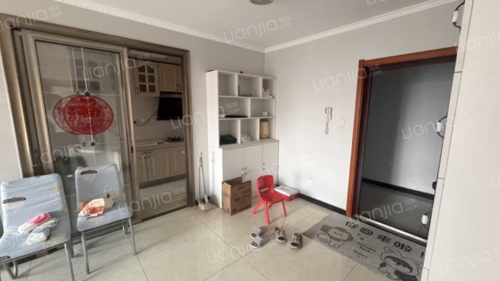 全南两句采光好 107旁电梯房-餐厅