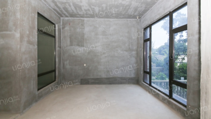 荣安山语湖苑二手房实景图