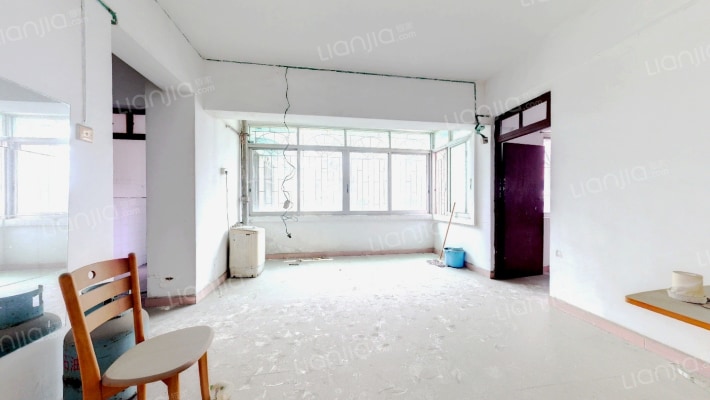 电台宿舍二手房实景图