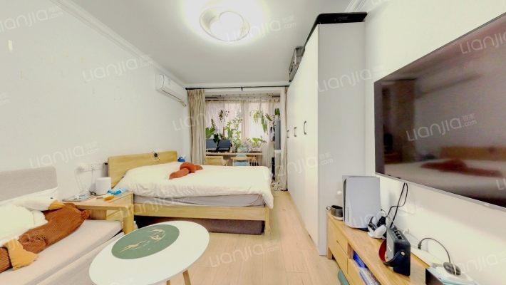 河间路1077弄二手房实景图