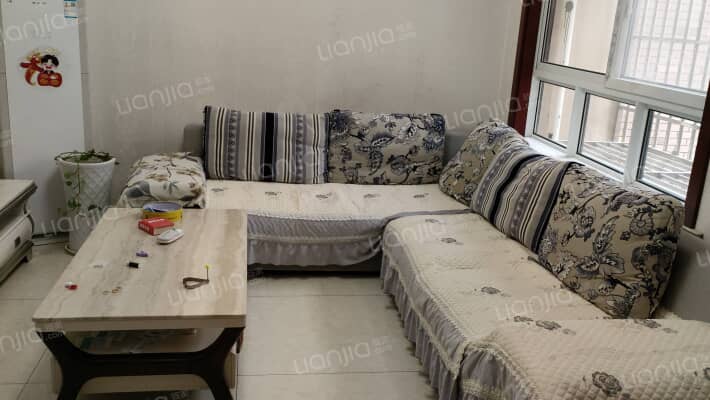 新东花园四期二手房实景图