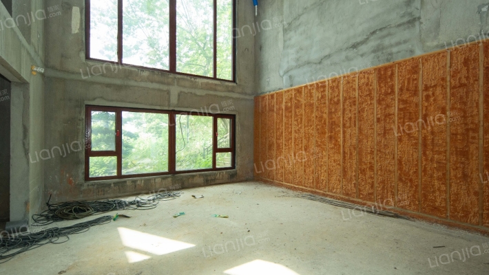 长春湖一号二手房实景图